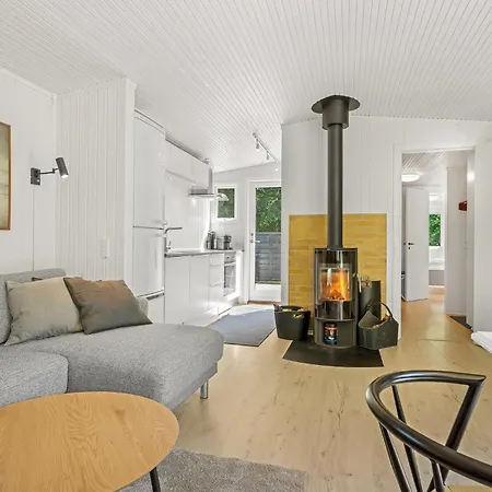 2 Bedroom Stunning In Vaeggerlose * Bøtø By