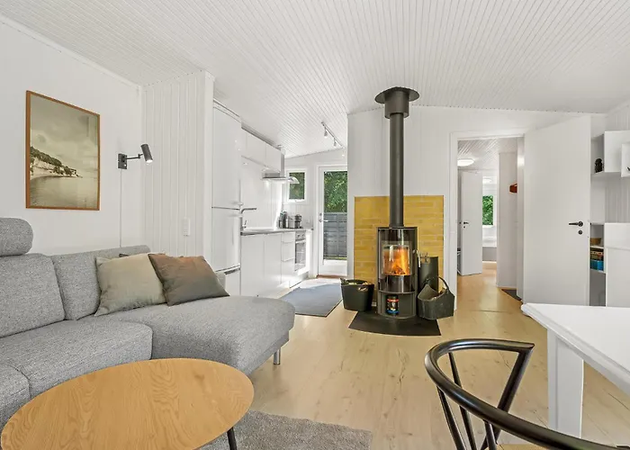2 Bedroom Stunning In Vaeggerlose * Bøtø By